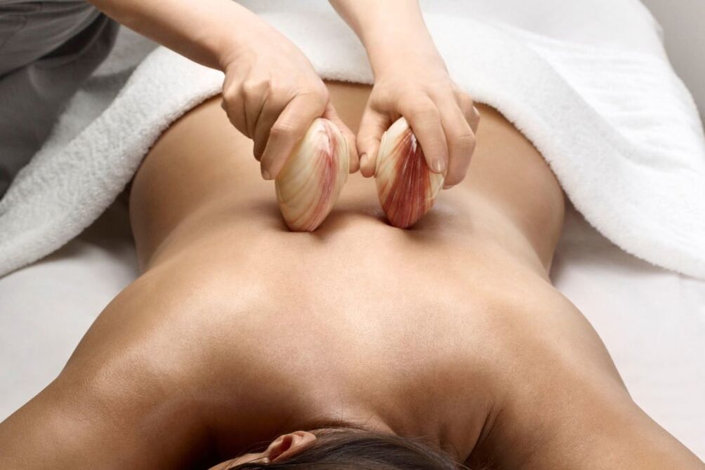 Methode zur Entfernung von Schmerzen in der Osteochondrose - Massage