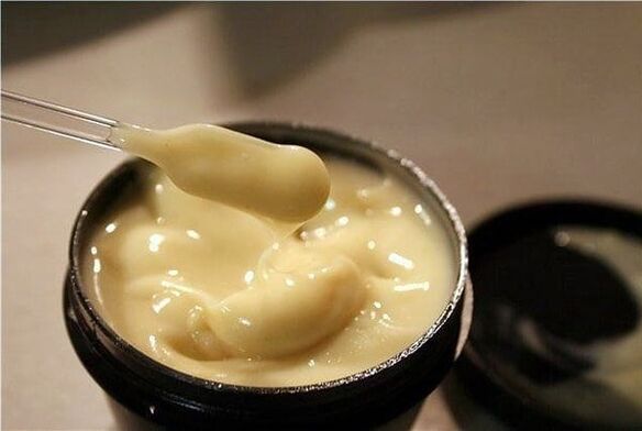 Salbe zur Behandlung von Schulterarthrose