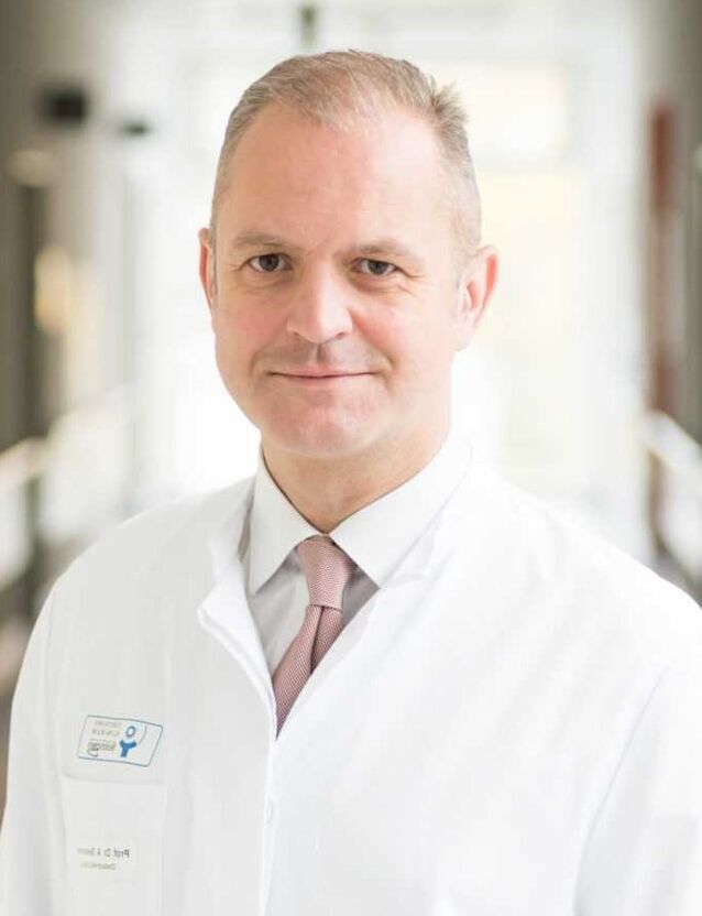 Arzt Therapeutenarzt Tomas Meyer